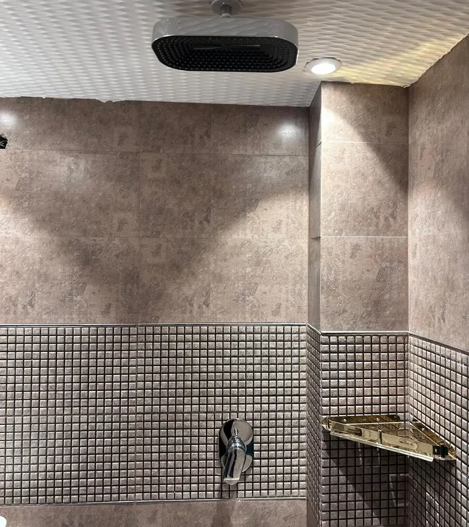 Hotel Roswell Nest Gurgaon