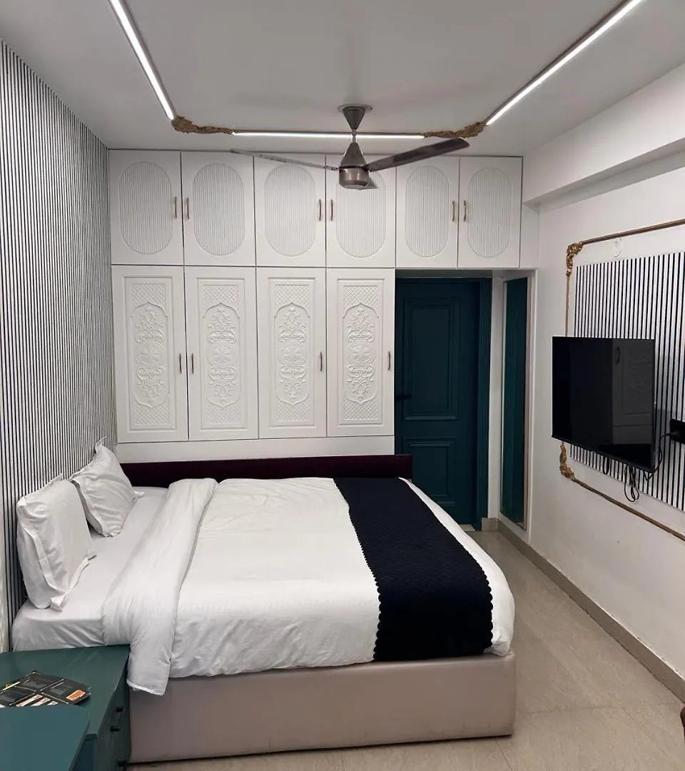 Roswell Nest Hotel Gurgáon